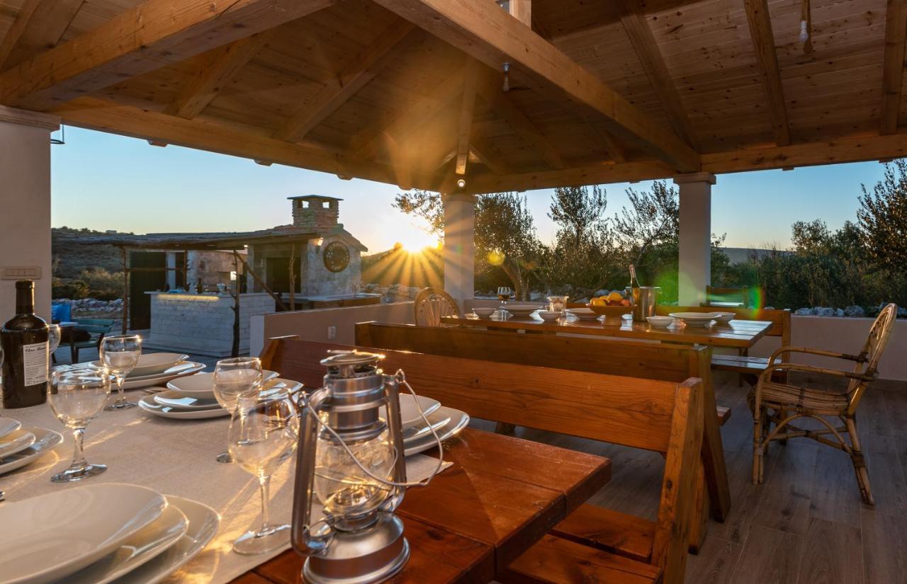 Kamp Marta Hotell Marina Exteriör bild